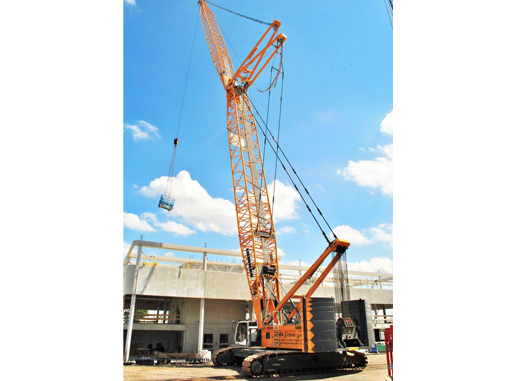 Crawler crane moving block